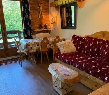 Risoul Apartamento | Pied des Pistes, 2 pièces, 6pers, Piscine et Sauna