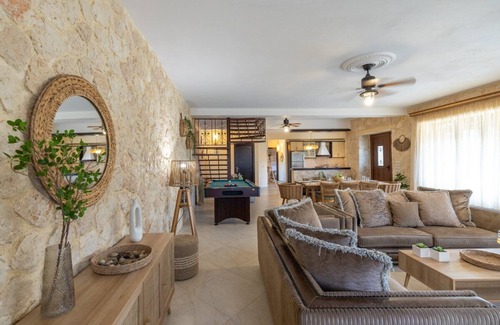 Agios Eleftherios Villa | Piedra Villa Villa de lujo de 4 dormitorios con piscina privada