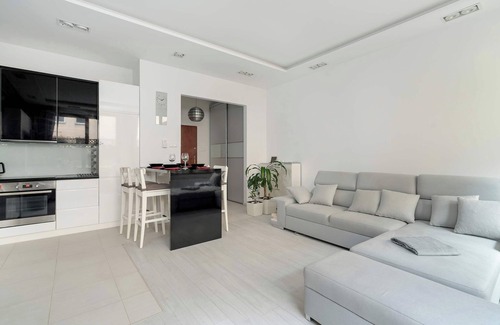 Jezyce Apartamento | Piekny Apartament z Ogrodkiem i Tarasem & Parking by Noclegi Renters