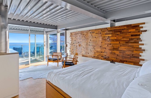 Western Malibu Casa | Pierre Koenig Beachfront Villa on Broad Beach!