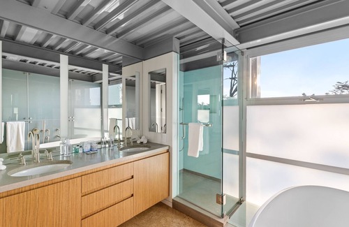 Western Malibu Casa | Pierre Koenig Beachfront Villa on Broad Beach!