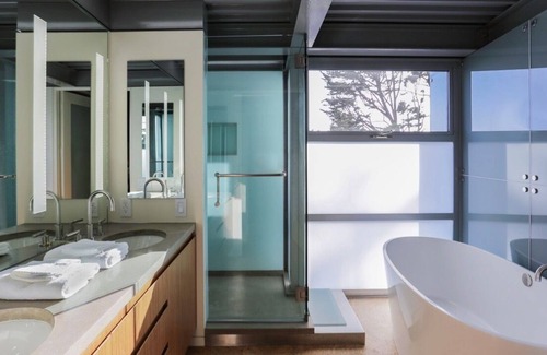 Western Malibu Casa | Pierre Koenig Beachfront Villa on Broad Beach!