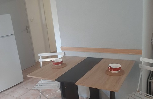 Pierrelatte Casa | PIERRELATTE 2020 MAISONETTE DE 100 M2 CON TRERRASSE, parque y lago cerca
