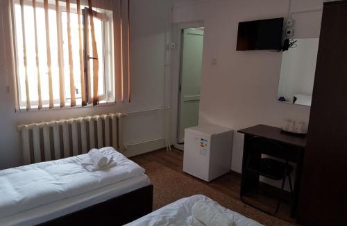 Fagaras Casa | Piete Targuri Si Oboare