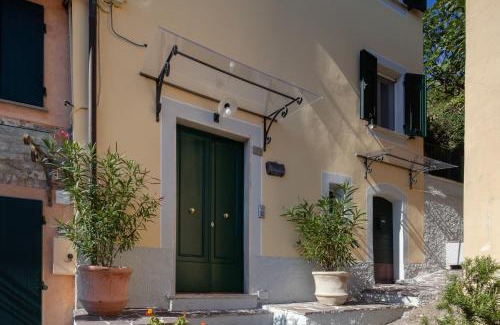 Trebiano Magra Casa | Pietrantica - Affittacamere con giardino NUOVA APERTURA a Trebiano -CITR