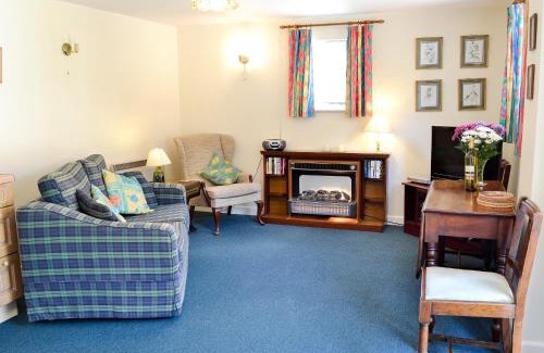 West Milton Casa | Pig Sty Cottage - E1867