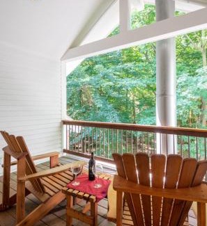 Holland Cama Y Desayuno | Pigeon Creek Inn - Adults Only