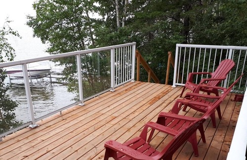 Westerose Cabaña | Pigeon Lake Alberta Lakefront cabin