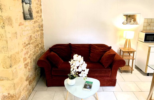 Anglars-Nozac Casa | Pigeonnier in Gourdon between Sarlat and Rocamadour Pkg, Terrace, 4km from a lake