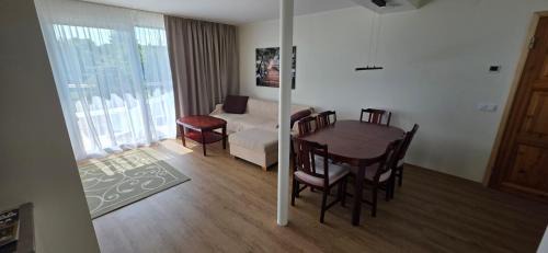Kuressaare Apartamento | Pihtla põik külalistemaja apartment #1