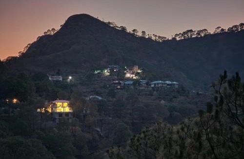 Kumarhatti Casa | Pihu's Nest Kasauli