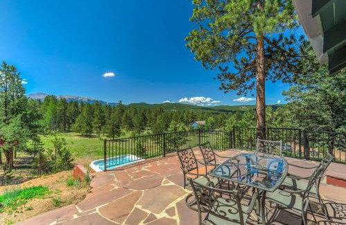 Woodland Park Casa | Pikes Peak Stunning Views! Hot Tub! Pet Friendly!