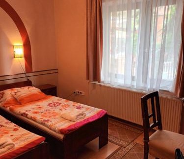 Szeged Cama Y Desayuno | Pilóta Panzió