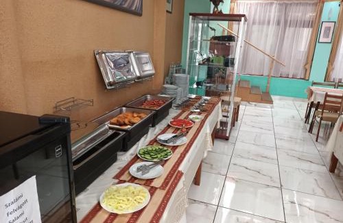 Szeged Cama Y Desayuno | Pilóta Panzió