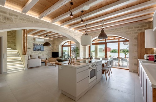 Sfakaki Villa | Pileas Villa, a Supreme Retreat by the Beach