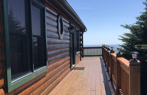 Cana Cabina | Pilot's Perch Too ~ Luxurious Blue Ridge Cabin with Breathtaking Views