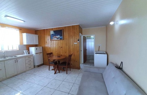 Pointe Michel Apartamento | Pinard's Vacation Home