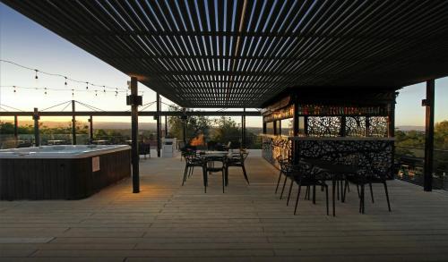 Villa Carlos Paz Hotel | Pinares Panorama Suites, Spa & Convention Center