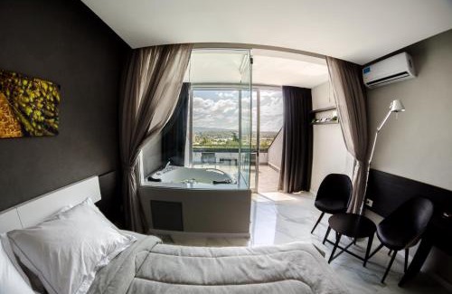 Villa Carlos Paz Hotel | Pinares Panorama Suites, Spa & Convention Center