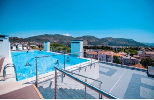 Trebinje Apartamento | Pine 1 apartment in the center