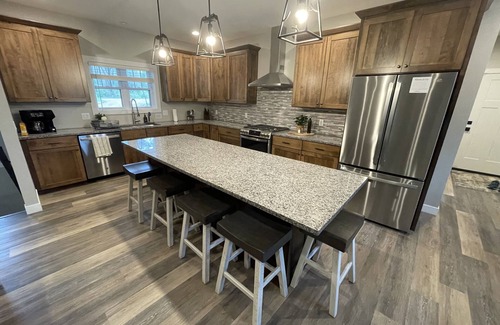 Wisconsin Dells Casa | Pine Acres- 6-bedroom, 4-bathroom home on 5 acres in rural Wisconsin Dells