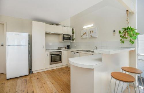 Victor Harbor Casa | Pine Beach Villa Fabulous Sea Views