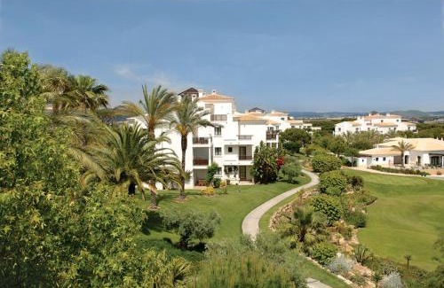 Olhos D'Agua Hotel | Pine Cliffs Suites