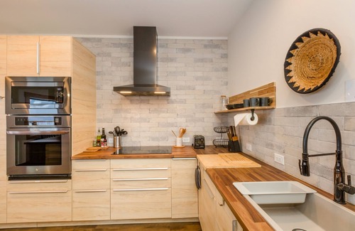 Ponderosa Palisades Casa | Pine Cone Place Brand New Build, EV Charger, Hydronic Heat, Steam Shower, 500G Wifi, Arcade & PS4