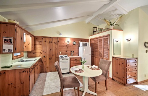 Fish Creek Cabaña | ¡NUEVO! ¡Ephraim actualizado "Pine Cottage" con cubierta!