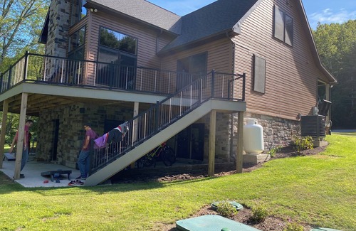 Hyner Cabina | Pine Creek cabin with AC in Jersey Mills - 7 bedrooms