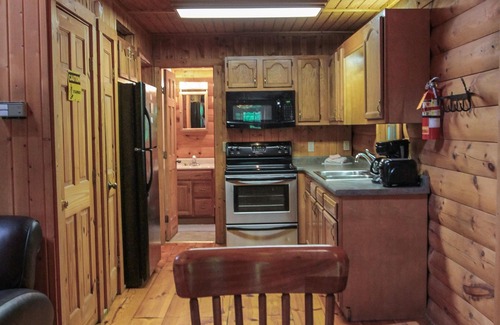 South Bloomingville Cabina | Pine Creek | Colinas de Hocking