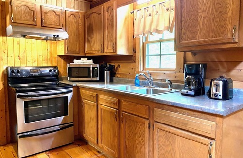 South Bloomingville Cabina | Pine Creek | Colinas de Hocking