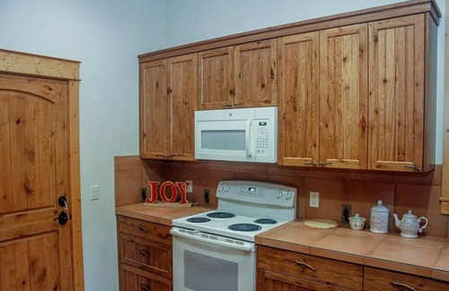 Sisters Casa | Pine Grove Home in Sisters
