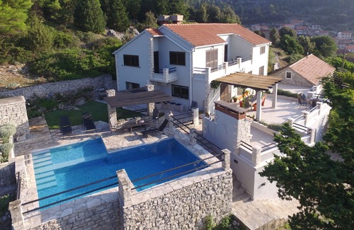 Korcula Villa | Pine Hill Villa, Korcula - Un refugio perfecto ...