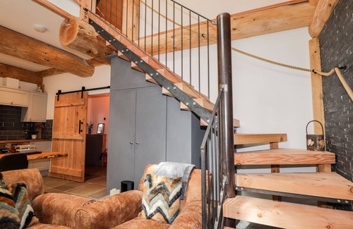 Grantown-on-Spey Cabaña | Pine Marten Lodge