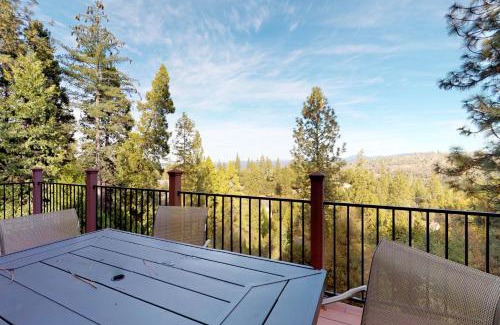 Groveland Casa | Pine Mountain Getaway (02-461)