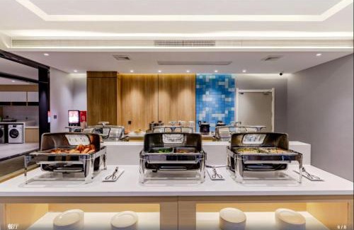 Sanshan District Hotel | Pine Nut Hotel