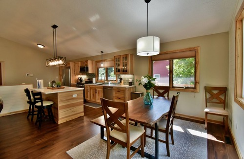 Walker Casa | Pine Point Paradise - year round premier fishing and lake life living!