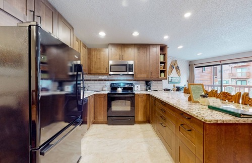 Four O'Clock Complejo | Pine Ridge Condominiums