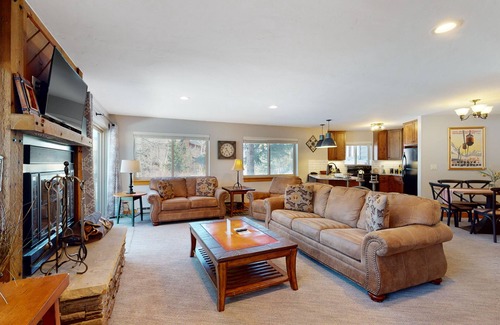 Four O'Clock Complejo | Pine Ridge Condominiums