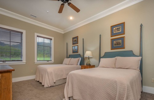 Mill Spring Villa | Pine Ridge Villa at Bright's Creek- 2br/2ba Near Tryon, TIEC & Hendersonville
