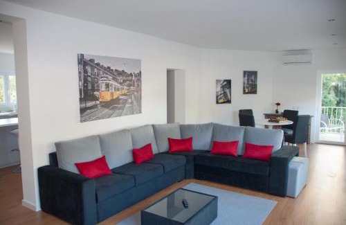 Cascais Apartamento | Pine Tree Villa