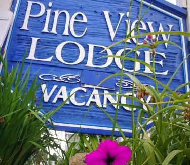 Old Orchard Beach Hotel | Pine View Lodge Old Orchard Beach