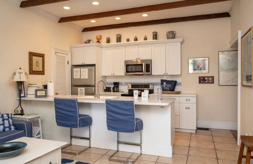 Downtown Cabaña | PINEAPPLE COTTAGE - Old Town Alquiler - Piscina privada - Aparcamiento -2BR / 2BA