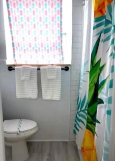 Bridgeport Heights Apartamento | Pineapple Shores Inn Unit 1