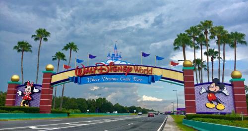 Bridgeport Heights Apartamento | Pineapple Shores Retro Inn 4