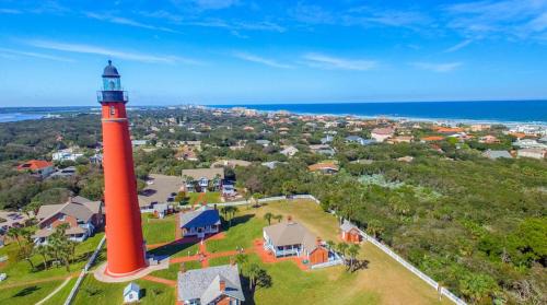 Bridgeport Heights Apartamento | Pineapple Shores Retro Inn 4