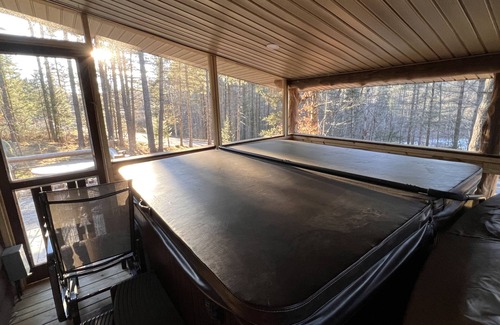 Long Lake Cabina | Pinecone Place - A True North Vacation Home