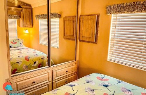 Southgate Casa | Pinecraft Cottage Tiny Home