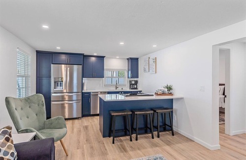 Sarasota Apartamento | Pinecraft Paradise ~ Secluded Apt in central SRQ!